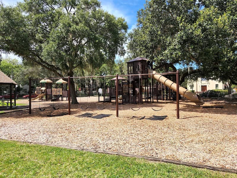 Park on Park - Image 1