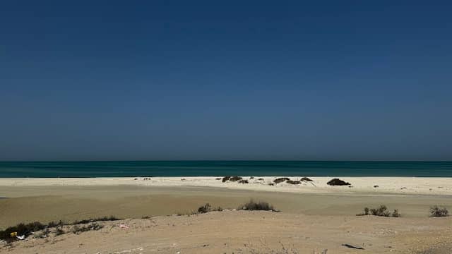 Beegum serene beach - Image 1