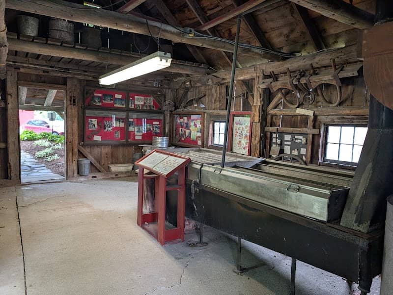 Maple Museum - Image 2