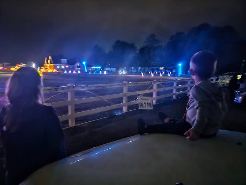 Lights on Elm - Image 1