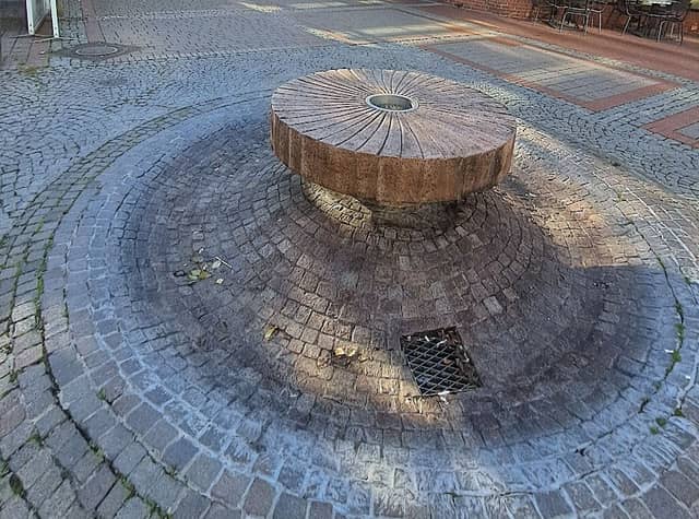 Schöner Brunnen - Image 1