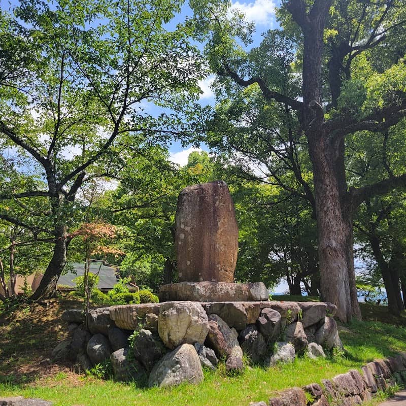Zeze Castle Site Park - Image 3
