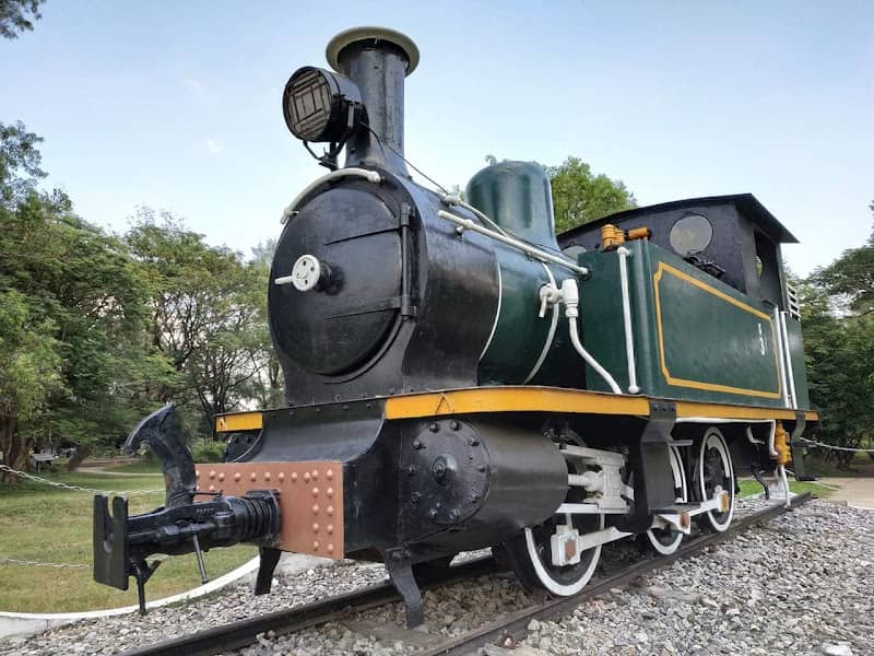 Railway Engine - Image 1