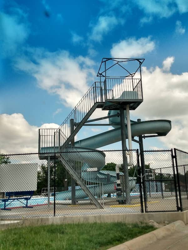 Larned Swimming Pool - Image 1