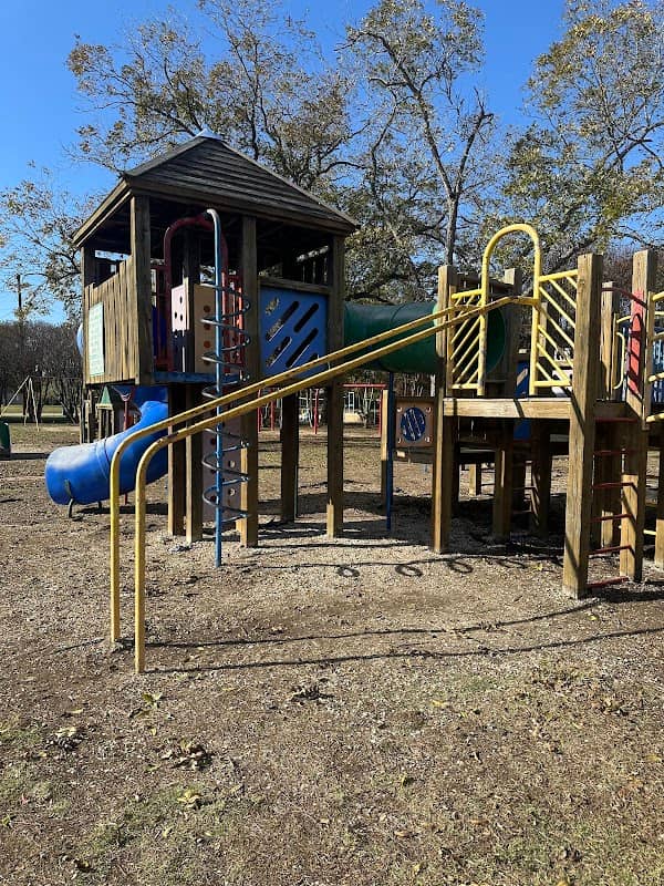 Longer Park - Image 1