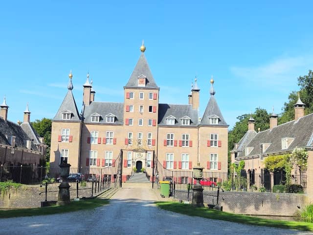 Castle Renswoude - Image 1