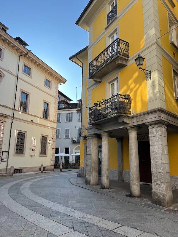 Piazza Rovereto Domodossola - Image 2