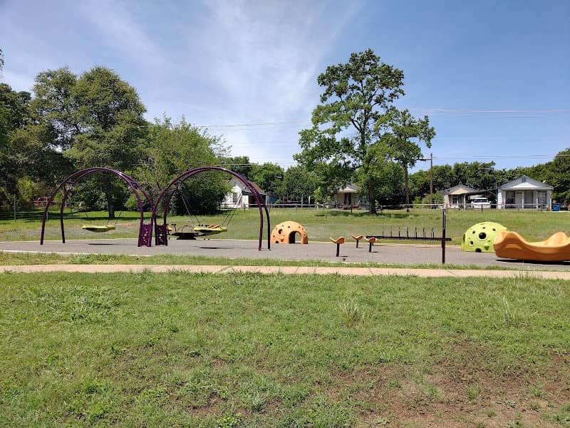 Parkway Park - Image 1