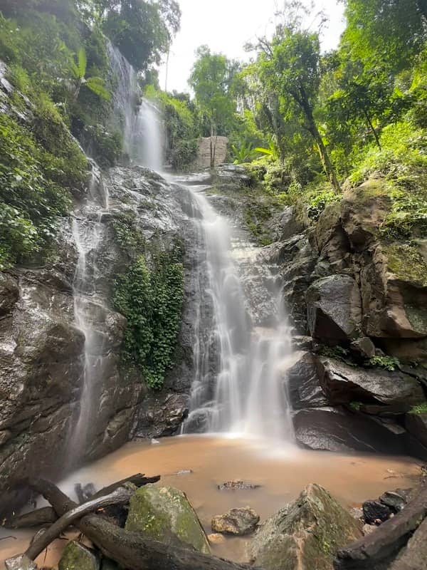 Huai Tueng Thao Waterfall - Image 1