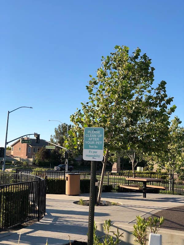 Victoria Park - Image 1
