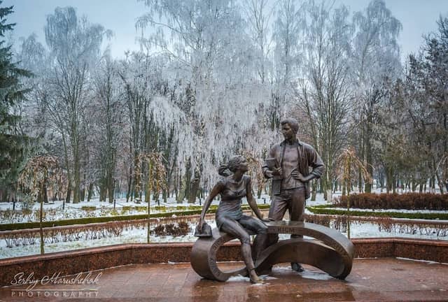 Пам'ятник студентам - Image 1