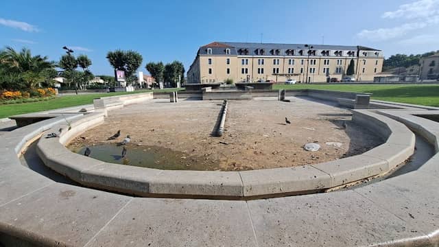 Fuente de la plaza del general De Gaulle - Image 1