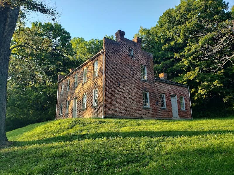 Frazee House - Image 2