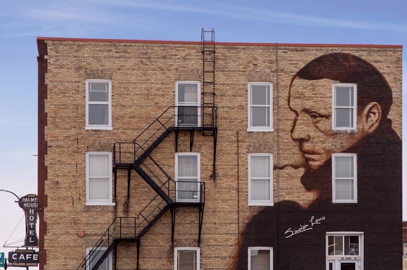 Sinclair Lewis Mural - Image 1