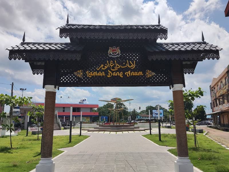 Laman Dang Anum - Image 1