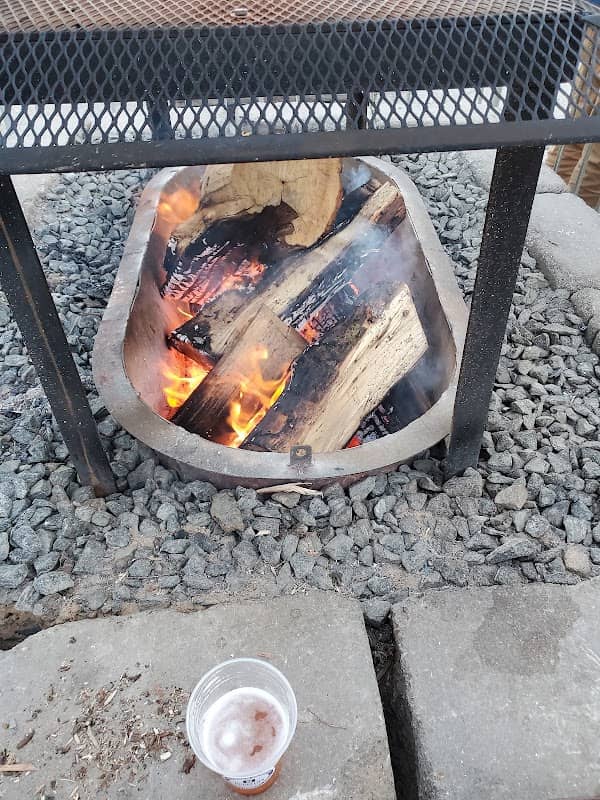 Rockford Outdoor Refreshment Area - Image 2