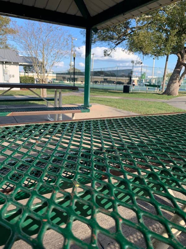 Oak Street Park - Image 2