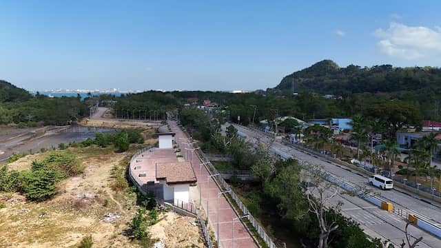 Jordan Esplanade - Image 1