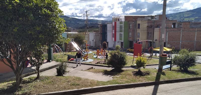 Leongómez Park - Image 2