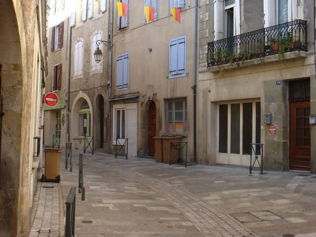 rue des Chapeliers centre historique - Image 1