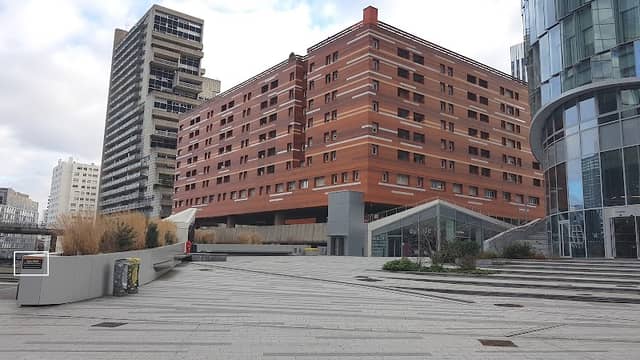 Place Zaha Hadid - Image 2