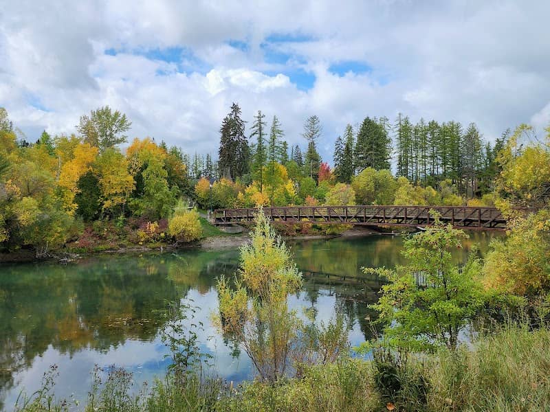 Riverside Park - Image 2