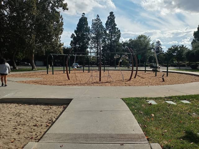Laurel Creek Park - Image 1