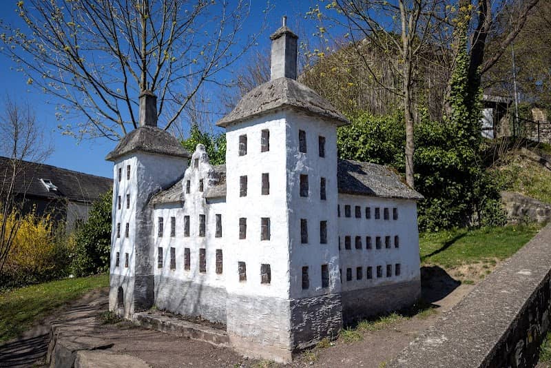 Schloss Arnsberg (Modell) - Image 1
