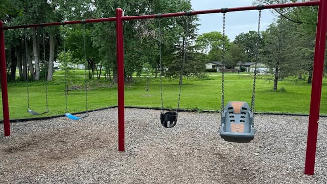 Elmcroft Park - Image 1