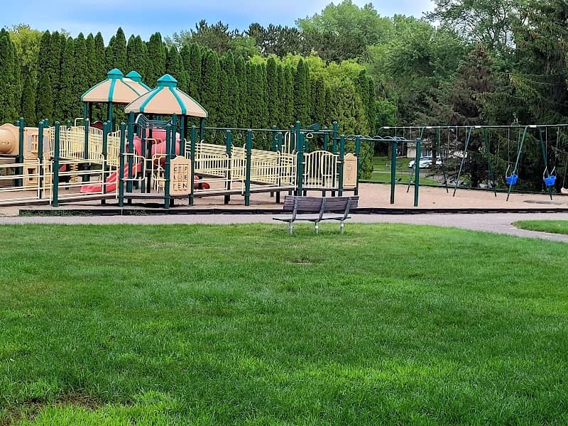 Farquar Park - Image 1