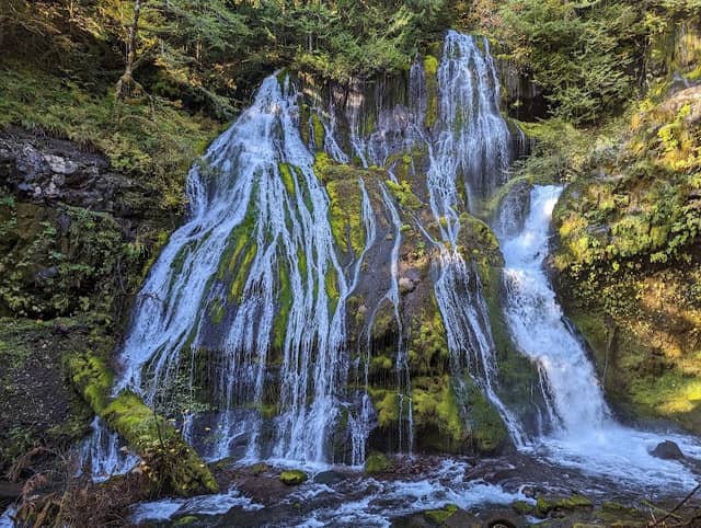 Panther Creek Falls Trailhead - Image 1