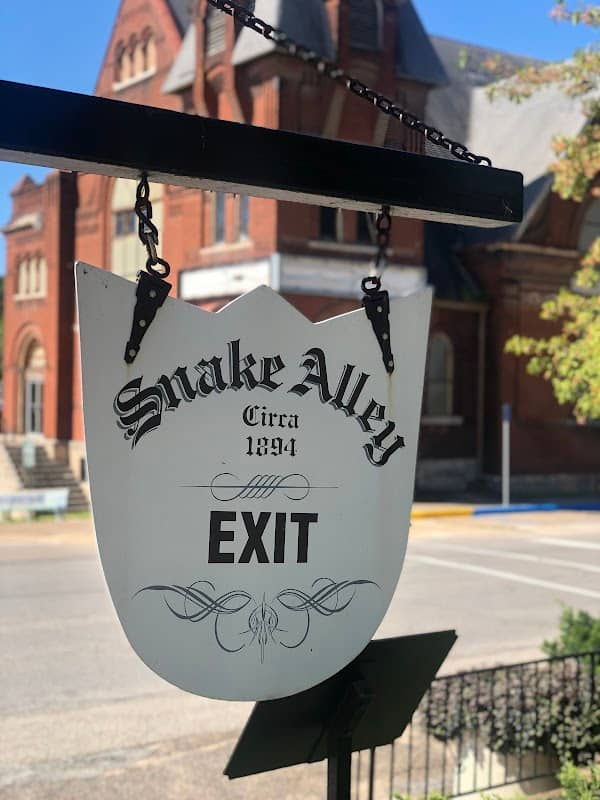 Snake Alley - Image 2