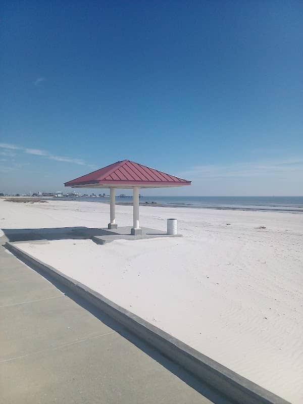 Gulfport Mississippi Beaches - Image 2
