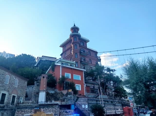 Perili köşk - Image 1