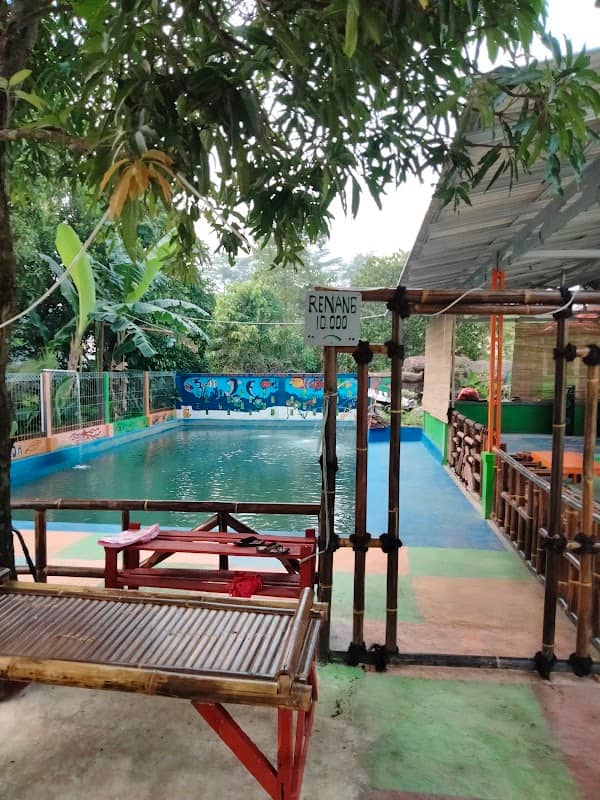 Kolam Renang Mirah Jaya & Resto Simpang - Image 2