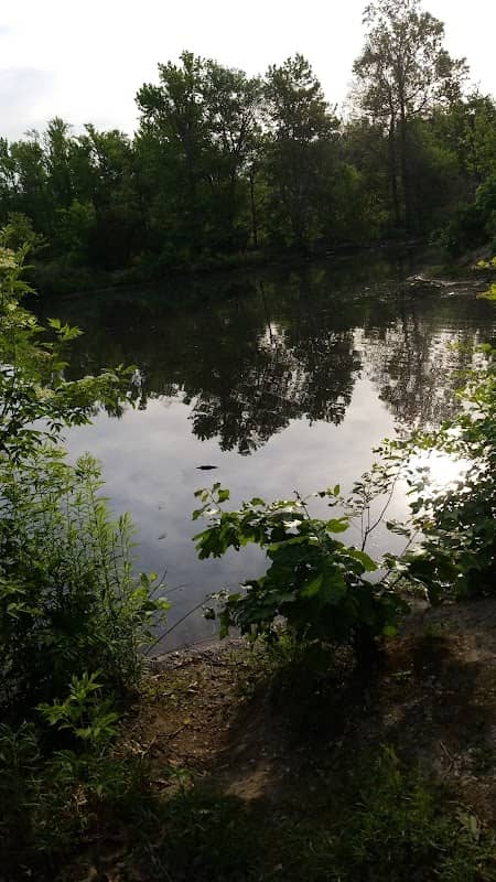 St. Charles Lake Trail - Image 2