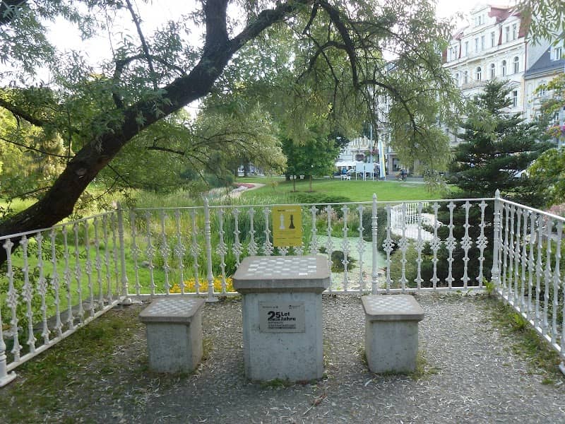 Šachy na ulici - Image 1