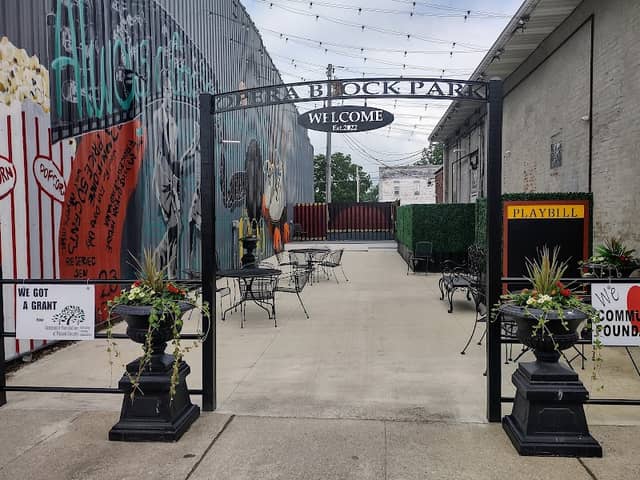 Opera Block Park - Image 1