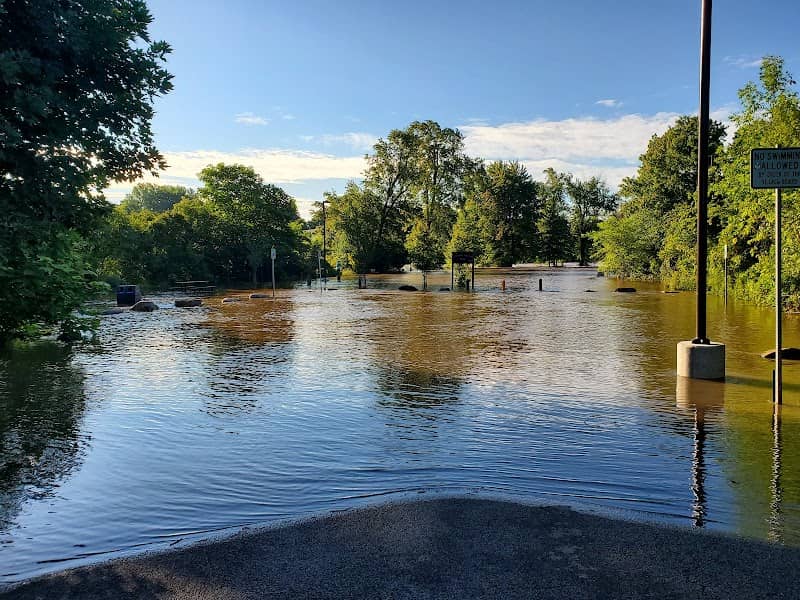 Canton Island Park - Image 2