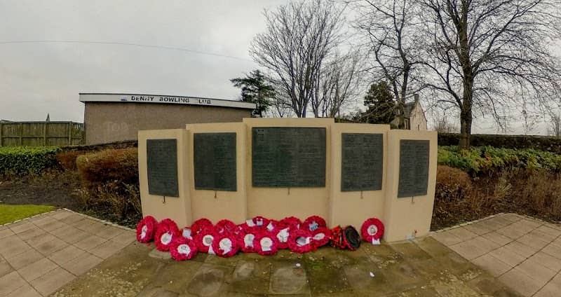 Denny War Memorial - Image 1