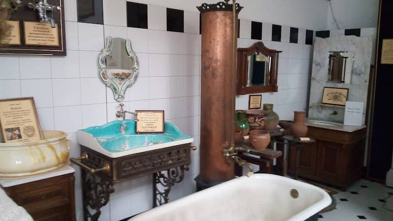 Museum of ceramic tile and sanitary ware - Image 1
