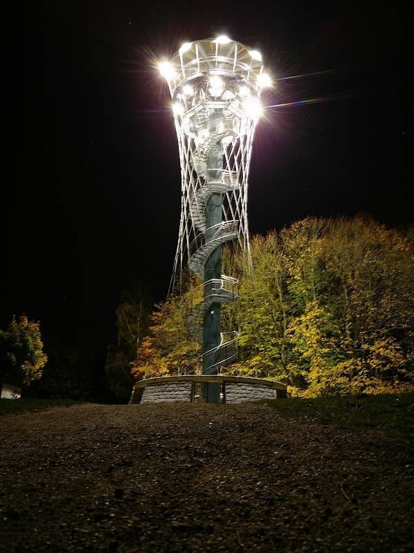 High lookout - Image 2