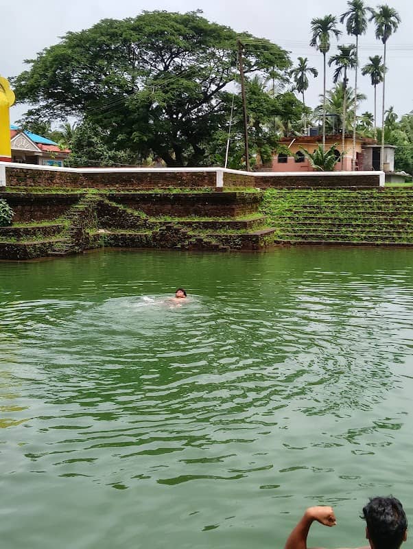 Malliyote Temple Pond - Image 1
