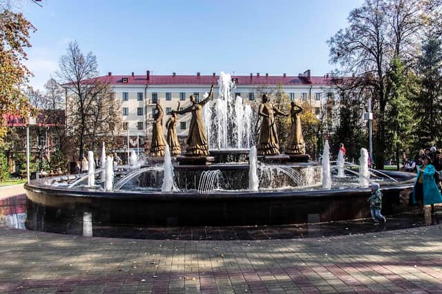 7 Girls - Image 2