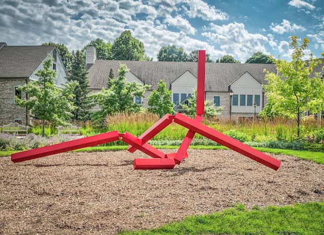 Clarencetown Light Sculpture - Image 2