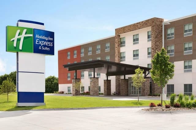 Holiday Inn Express & Suites Lumberton by IHG - Image 1