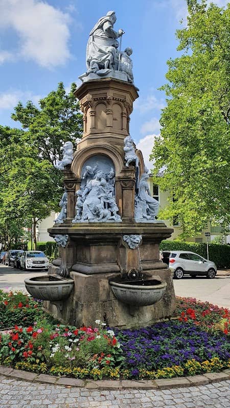Märchenbrunnen - Image 1