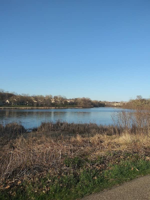 Day Park & Earley Lake Trail - Image 1