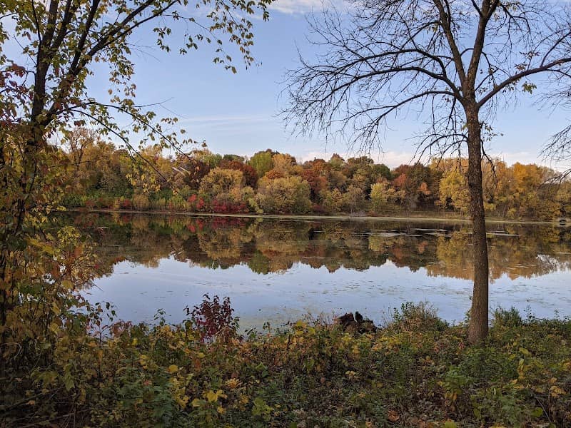 Day Park & Earley Lake Trail - Image 3
