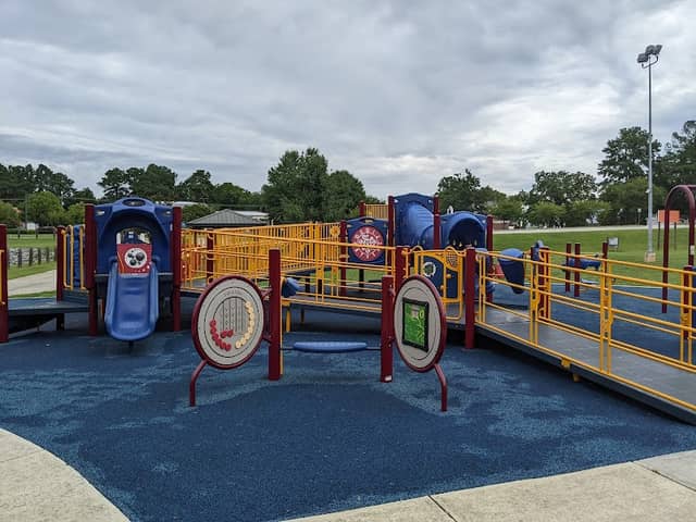 Centennial Park - Image 2